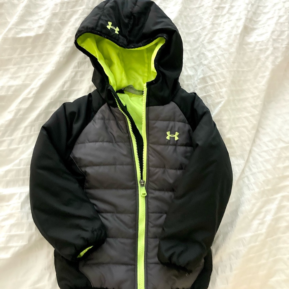 Under Armour Toddler Boys Winter Jacket 3T Puffer GUC Black Gray